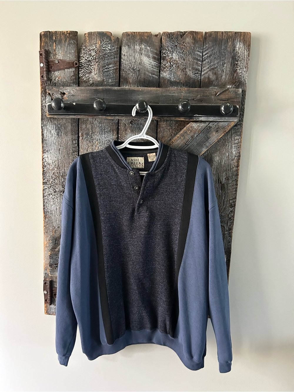 Men's Vintage Ash Creek Blue, Charcoal & Black Panel Henley Sweatshirt